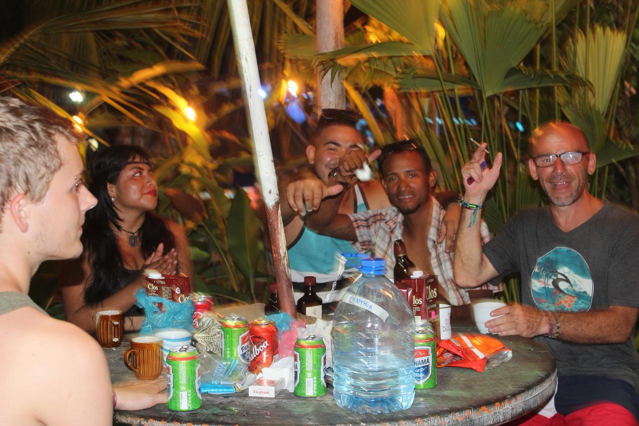 Coconut Hostel Bocas Town Dış mekan fotoğraf